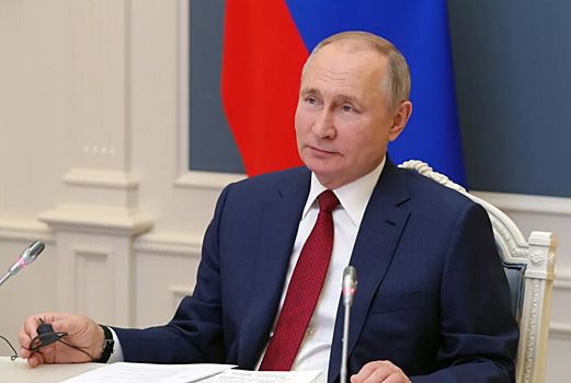 «Нас это не смущает»:  Путин об отказе Европы от газа