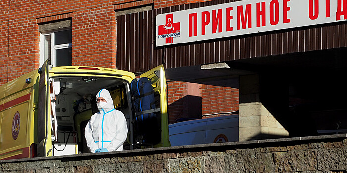 Массовое отравление: В Санкт-Петербурге госпитализировали троих учеников гимназии