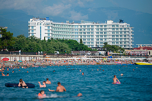 Отельерам в Сочи пригрозили арестами за платные пляжи