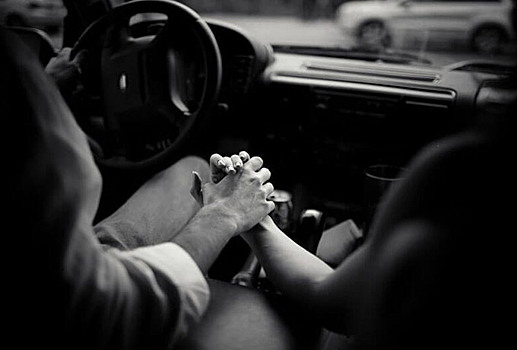 Калининградские влюблённые забыли про ПДД, вот что из этого вышло(видео)