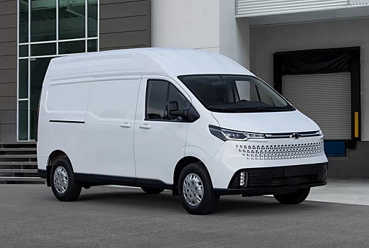 Chevrolet показал фургон Express Max, который оказался перелицованным «китайцем»