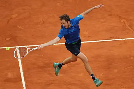 Даниил Медведев опустился на одну строчку в обновленном рейтинге ATP