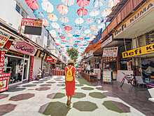 "Иностранным туристам дозволено буквально все"