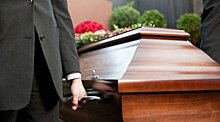 Шокирующий случай: умершая женщина родила в гробу после похорон