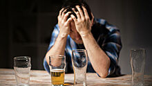 В Минздраве рассказали о связи суицидов с алкоголем