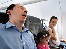 Названы самые противные привычки авиапассажиров