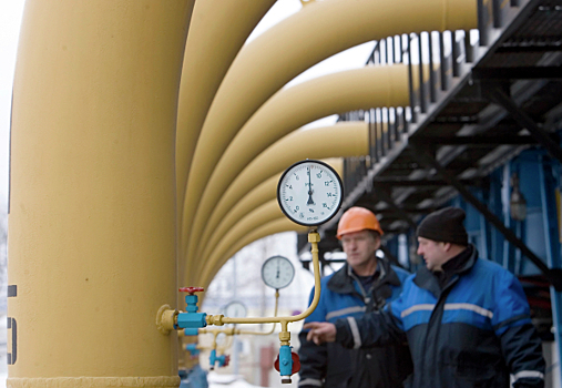 «Без горячей воды и светофоров»: Дефицит газа в Европе затронет промышленность и семьи