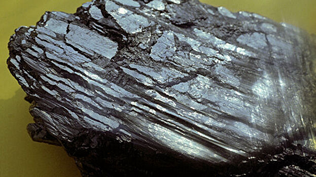 В Сорск, где жители жаловались на холод в квартирах, завозят уголь