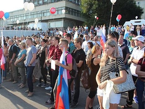 Эксперты: россияне не намерены участвовать в протестных акциях, но ждут серьезных перемен