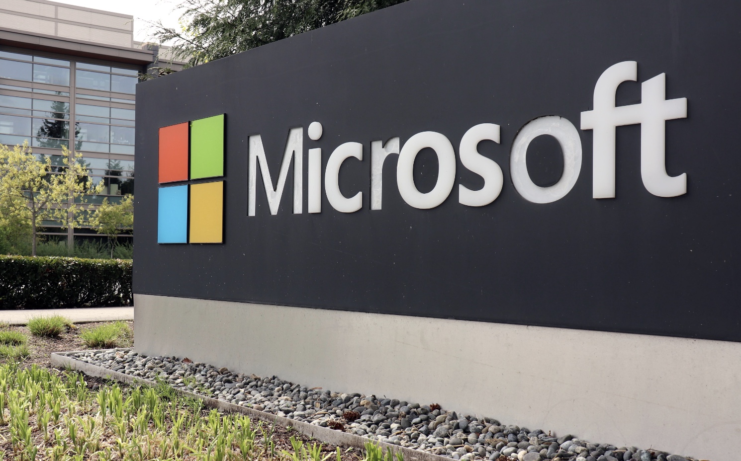 Французский регулятор оштрафовал Microsoft на €60 млн