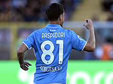 Гол Распадори помог «Наполи» обыграть «Лечче» в Серии А