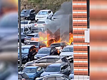 Момент массового возгорания машин в Одинцово попал на видео