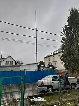 Роспотребнадзор: 30-метровая вышка сотовой связи на Серова соответствует санитарным требованиям