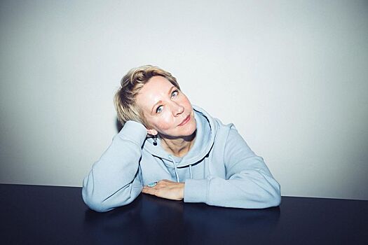 На слуху: Лазарева объяснила, почему забрала детей из школы