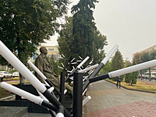 В Курске возле памятника Свиридову демонтировали светильники