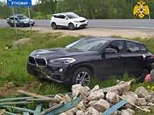 В Боровском районе БМВ слетела в кювет