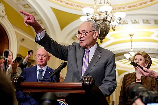 Демократов США уличили в попытке затянуть согласование помощи Украине в Сенате