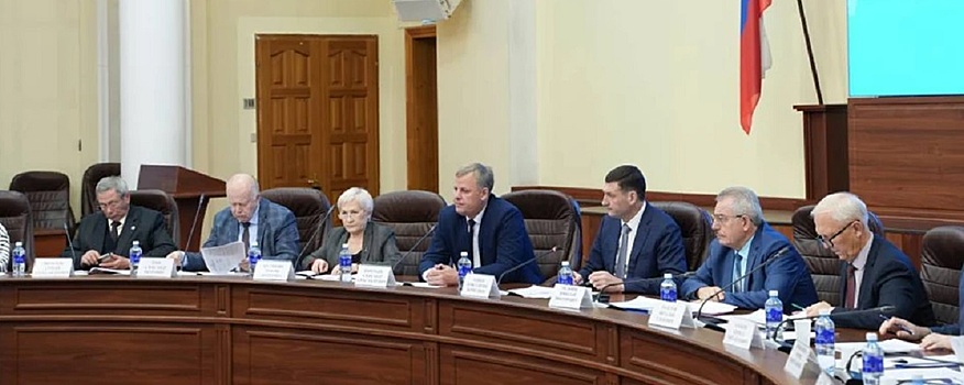 Власти Иркутской области в 2024 году повысят зарплату бюджетникам
