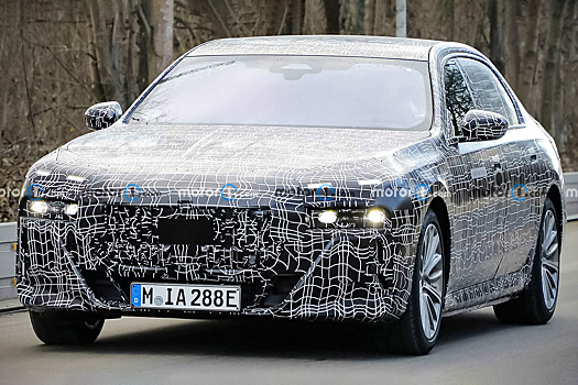 BMW готовит гибридный суперседан М7