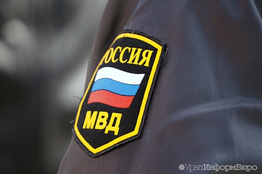 Охранять горящую свалку на Уралмаше поставили полицию