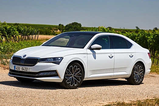 Линейка модели Skoda Superb на российском авторынке значительно пополнилась