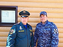 В Бредах сотрудники Росгвардии спасли на пожаре четырех детей