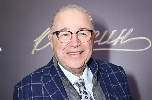 Татьяна Брухунова показала, как Евгений Петросян проводит выходные с детьми