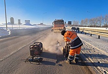 Дорожное полотно в Нижнем Новгороде ремонтируют холодным асфальтом