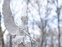 Исключительные случаи: когда церковь разрешает отпевать самоубийц