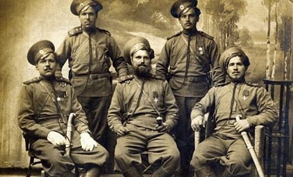 Чем запорожские казаки отличаются от «донцов»