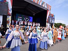 День России отметили в Оренбурге большим фестивалём дружбы народов