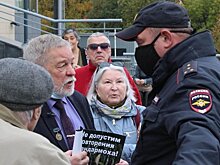 Коллега Юрий Дмитриева Анатолий Разумов задержан у здания Верховного суда в Петрозаводске