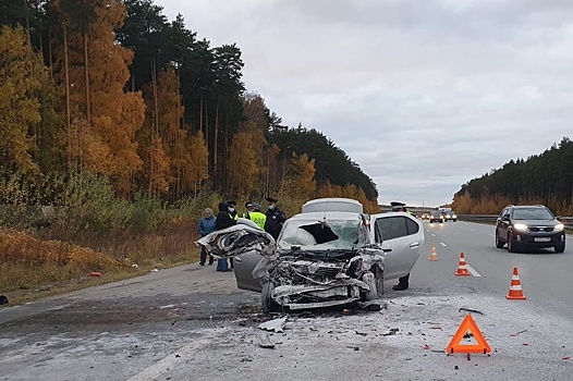 В жутком ДТП на въезде в Екатеринбург погиб 3-летний ребенок