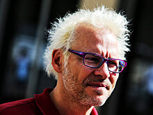 «Это всего лишь игра». Жак Вильнёв – о симрейсинге