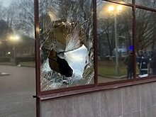          В правительстве Кировской области прокомментировали инцидент с разбитым окном       