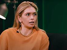 Вера Брежнева выступила с украинским флагом и разозлила публику