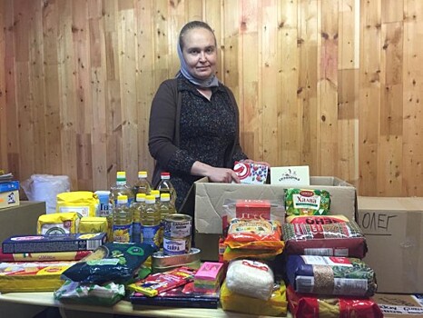 Волонтеры собрали одежду и продукты для нуждающихся