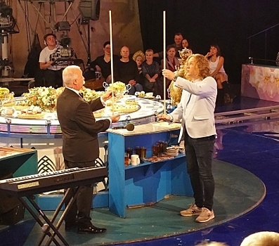 Челябинец победил в программе “Поле чудес”, чтобы его бабушка передумала помирать