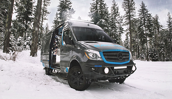 «Лыжный Sprinter»: фургон от Mercedes-Benz подготовили к активному зимнему отдыху