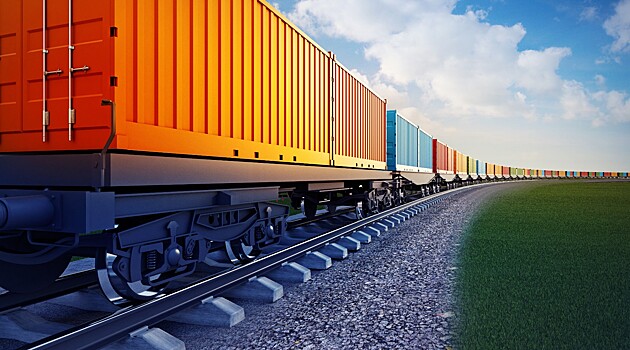 «Магнит» запустил ускоренную доставку импортных фруктов по железной дороге