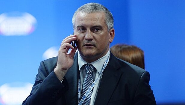 Аксенов ответил на призывы блокировать керченскую переправу