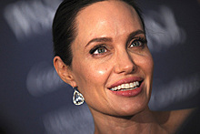 Анджелина Джоли снялась в короткометражке Guerlain