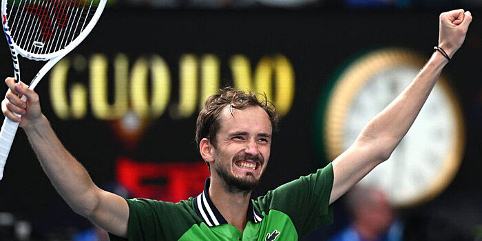 Медведев – восьмой, кто выиграл пятисетовики в 1/4 и 1/2 одного Australian Open