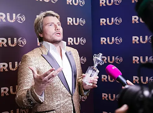 «Он в ней потел»: звезда «Женского стендапа» призналась, что нюхала шубу Баскова