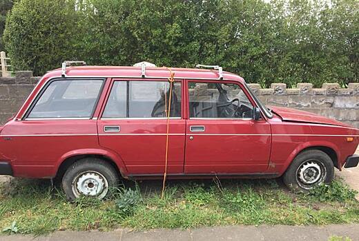 В Великобритании нашли старую Lada, которая 20 лет простояла в гараже