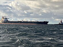 Танкер Eventin в Балтийском море начали буксировать из-за непогоды