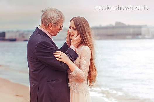 Наталья Краско поделилась трогательным фото с мужем