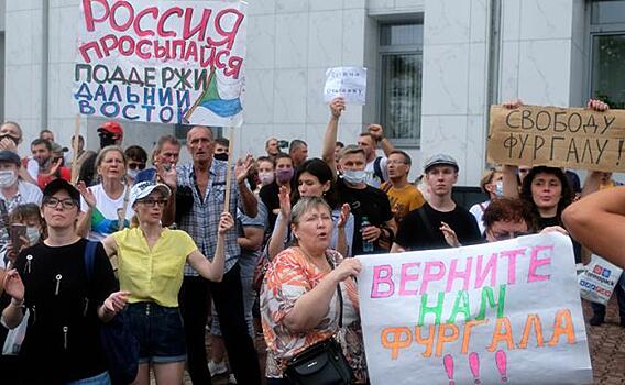 Мятежный Хабаровск расколол элиты Кремля: Преемники №1 и №2 вызвались остановить протест