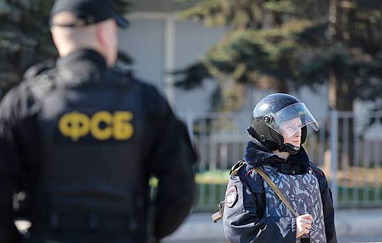 В мэрии Новокузнецка ФСБ проводит обыски