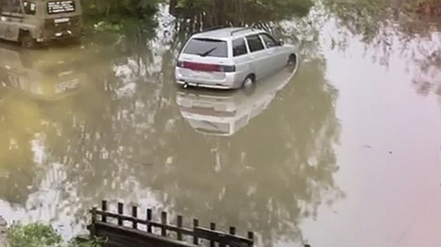 Жители Ноябрьска остались без горячей воды из-за коммунального ЧП в Светлом